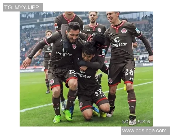 曼彻斯特与切斯特菲的精彩对决揭示足球魅力与团队精神的完美结合 曼彻斯特与切斯特菲的精彩对决揭示足球魅力与团队精神的完美结合